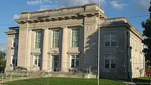 Clay County Courthouse in Louisville