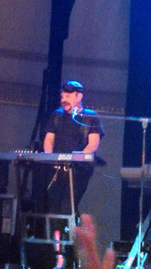 Randy_Gane_performing_on_stage_2013-09-18_12-43.jpg